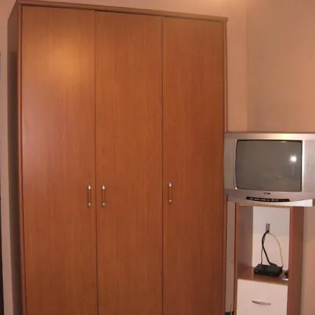 Mondello Grazioso Bivani Apartment